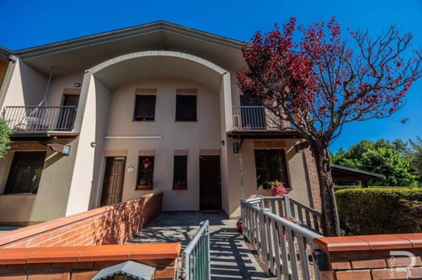 casa indipendente in vendita a Santa Maria a Monte in zona Montecalvoli