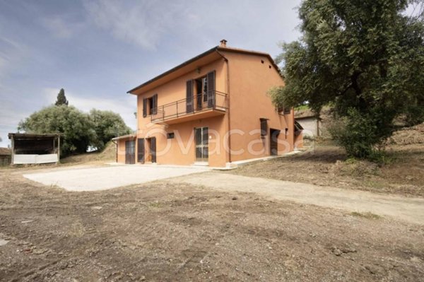casa indipendente in vendita a Santa Maria a Monte