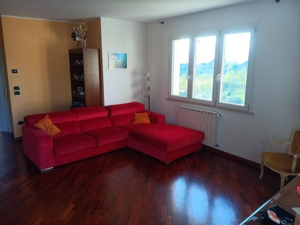 casa indipendente in vendita a Santa Maria a Monte