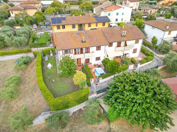 casa indipendente in vendita a Santa Maria a Monte