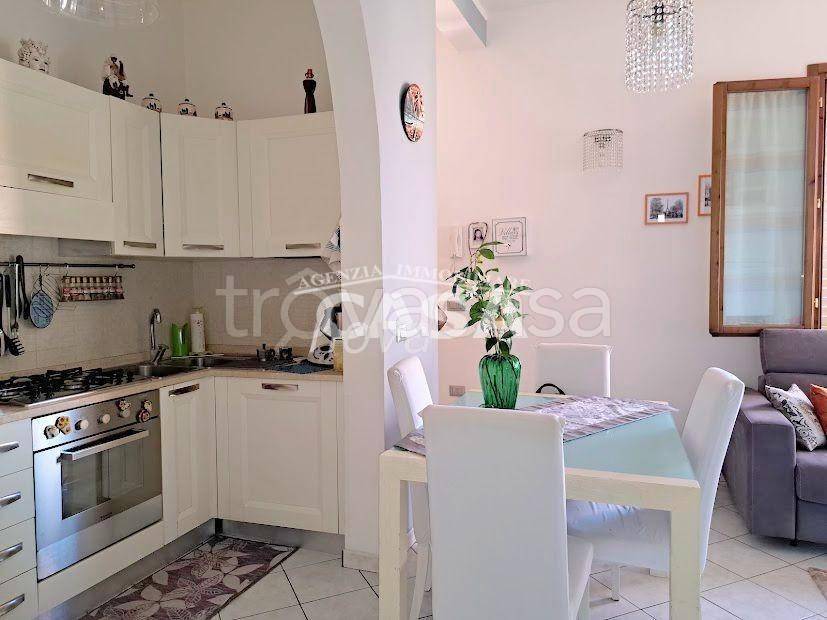 appartamento in vendita a Santa Maria a Monte in zona Montecalvoli