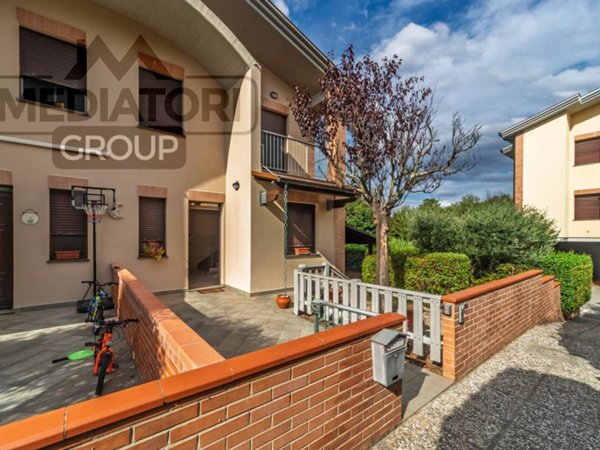 casa indipendente in vendita a Santa Maria a Monte in zona Montecalvoli