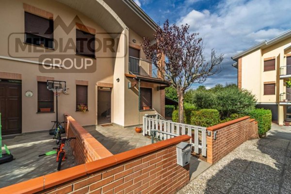 casa indipendente in vendita a Santa Maria a Monte in zona Montecalvoli