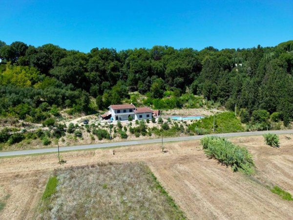 casa indipendente in vendita a Santa Maria a Monte