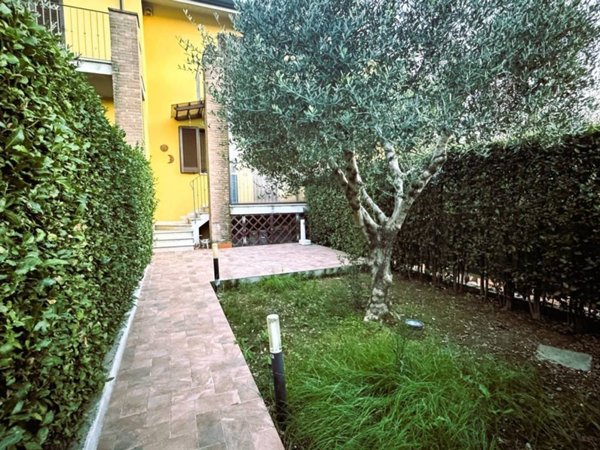casa indipendente in vendita a Santa Maria a Monte