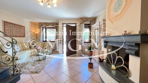 casa indipendente in vendita a Santa Maria a Monte in zona Montecalvoli