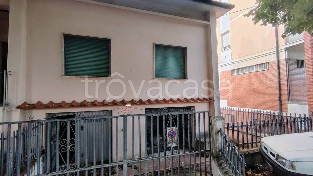 casa indipendente in vendita a Santa Maria a Monte in zona Montecalvoli