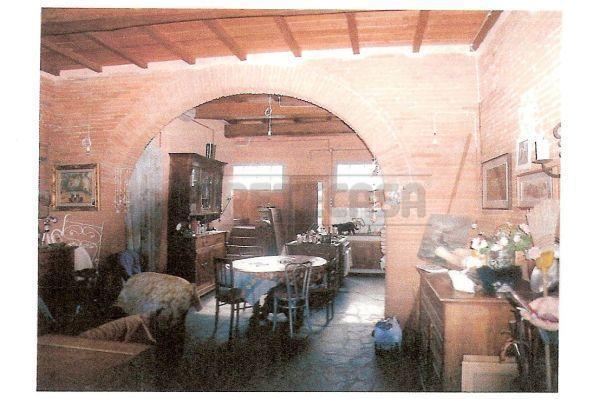 appartamento in vendita a Santa Maria a Monte in zona San Donato