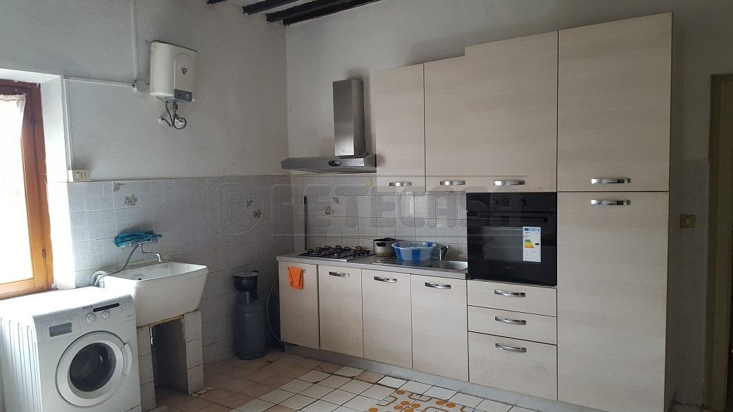 appartamento in vendita a Santa Maria a Monte in zona Montecalvoli