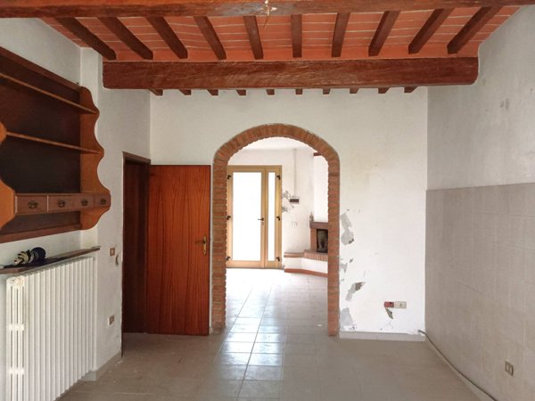 appartamento in vendita a Santa Maria a Monte in zona Montecalvoli