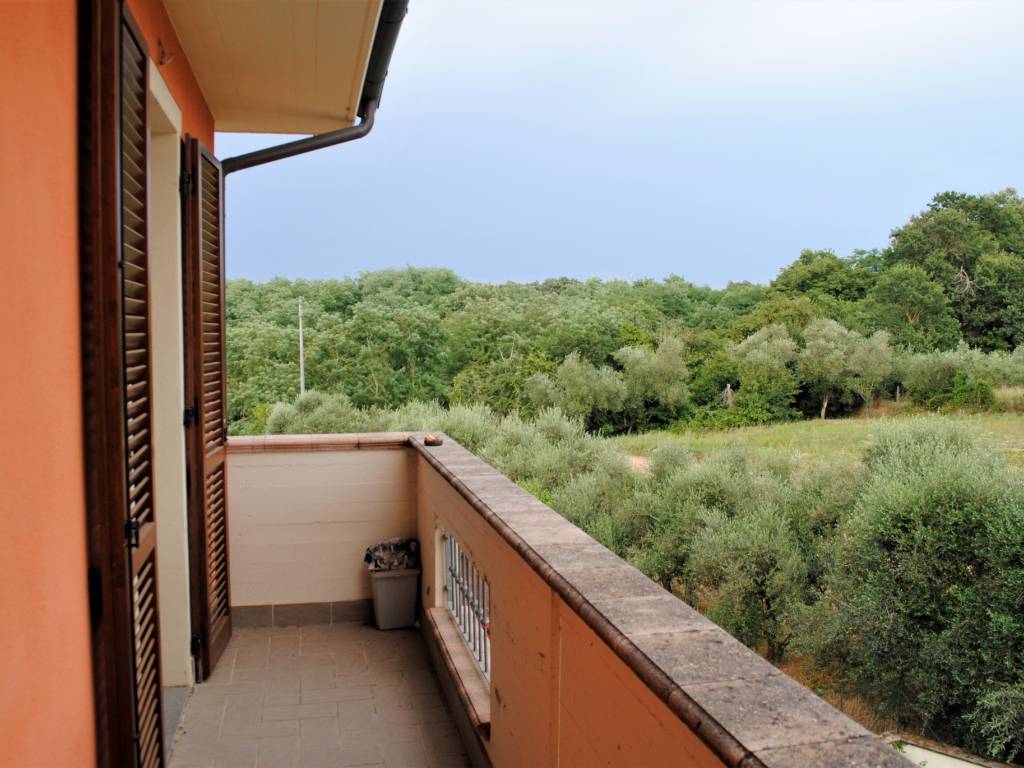 appartamento in vendita a Santa Maria a Monte in zona Montecalvoli