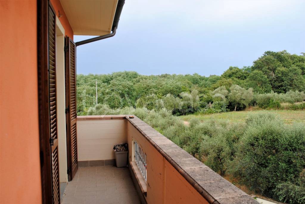 appartamento in vendita a Santa Maria a Monte in zona Montecalvoli