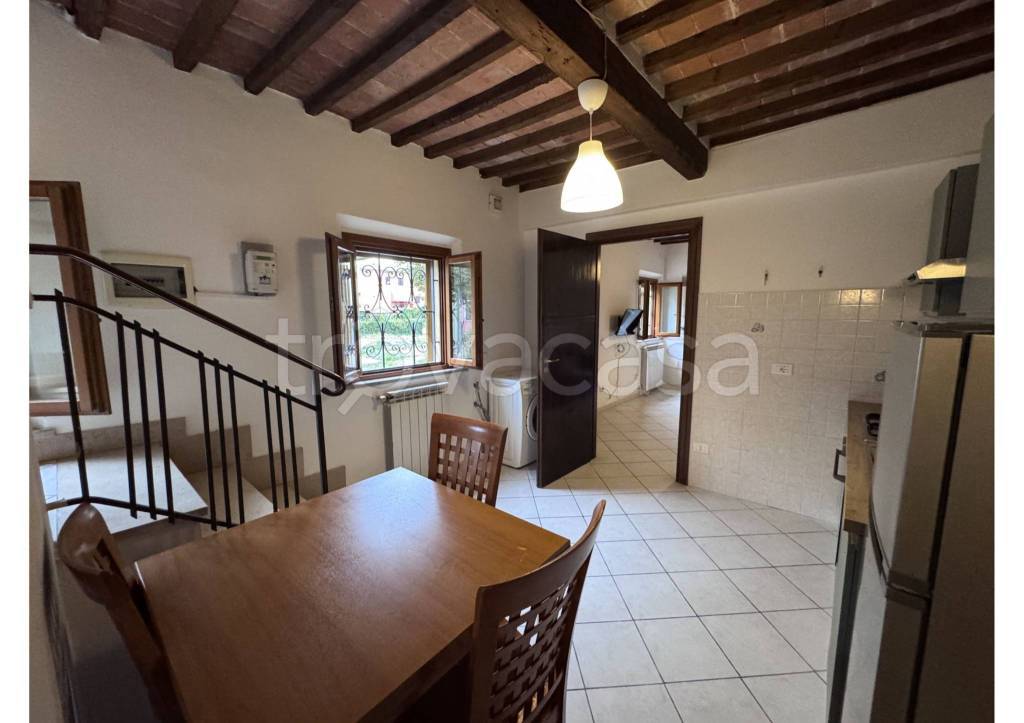 casa indipendente in vendita a Santa Maria a Monte in zona Montecalvoli