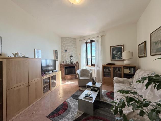 appartamento in vendita a Santa Maria a Monte in zona Montecalvoli