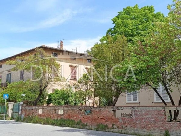 casa indipendente in vendita a Santa Maria a Monte