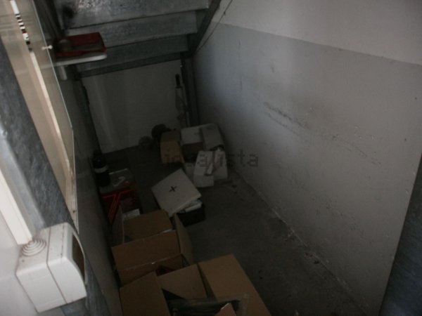 ufficio in vendita a Santa Maria a Monte