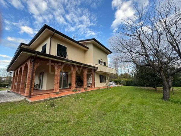 casa indipendente in vendita a Santa Maria a Monte in zona San Donato