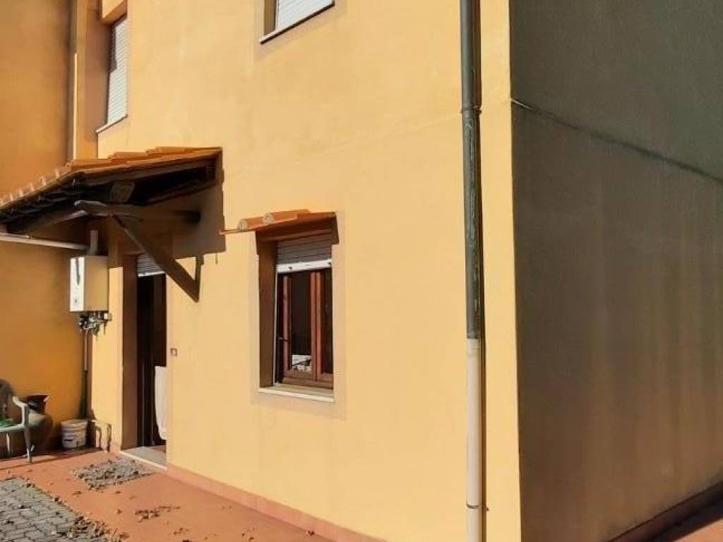 casa indipendente in vendita a Santa Maria a Monte