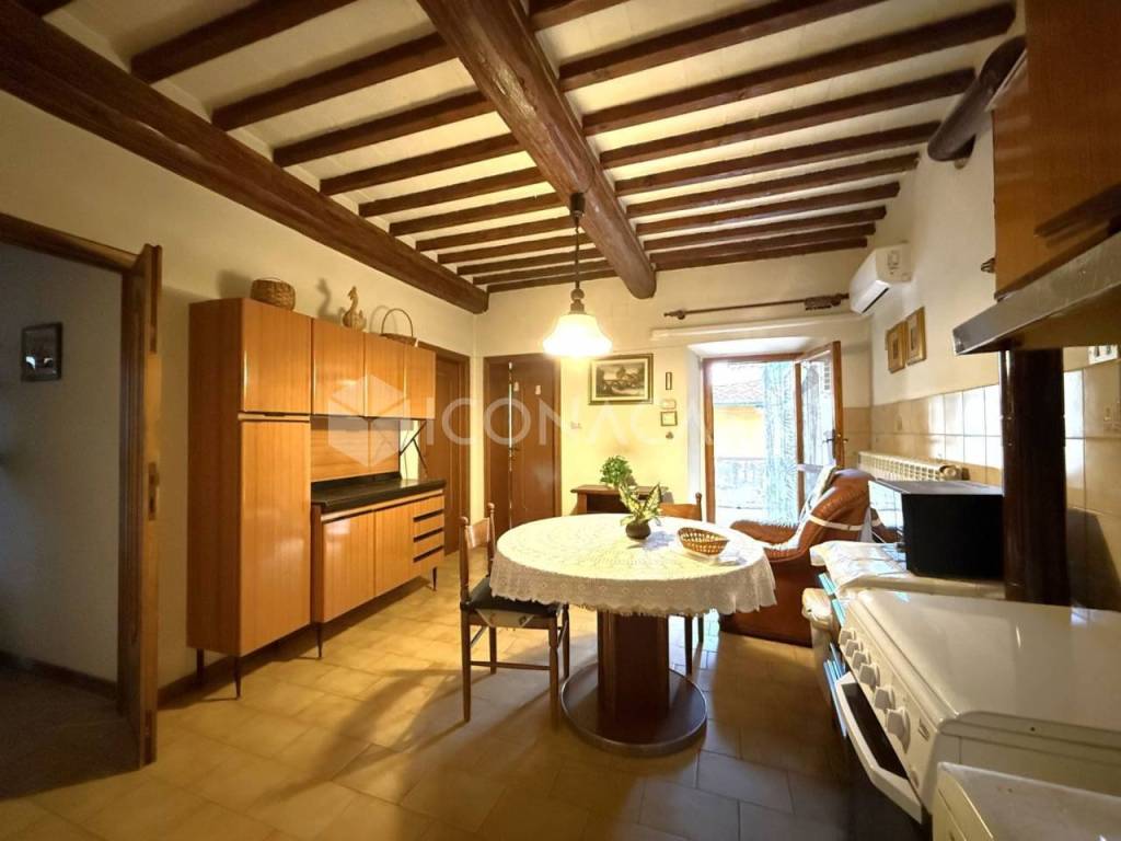 appartamento in vendita a Santa Maria a Monte