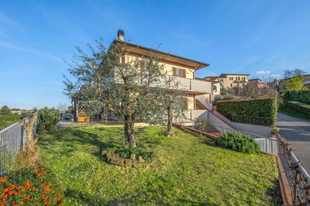 casa indipendente in vendita a Santa Maria a Monte in zona Montecalvoli