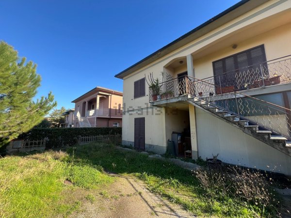 appartamento in vendita a Santa Maria a Monte