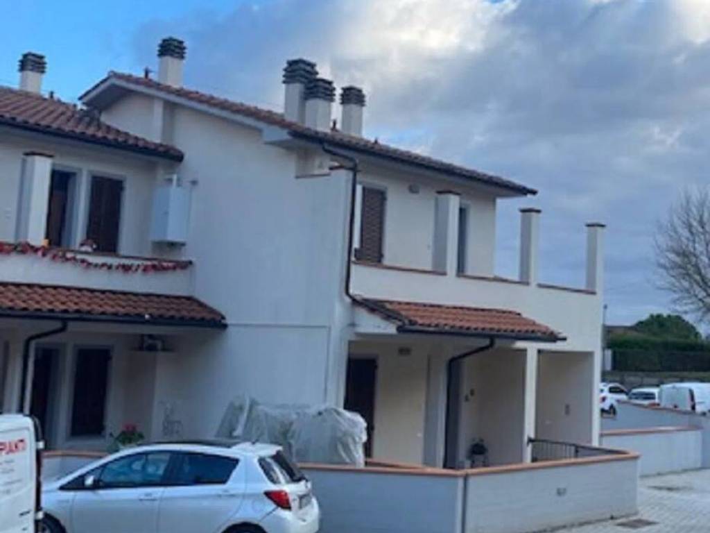 appartamento in vendita a Santa Maria a Monte in zona Montecalvoli