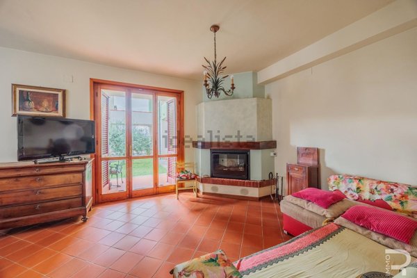 casa indipendente in vendita a Santa Maria a Monte in zona Montecalvoli