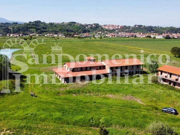 intera palazzina in vendita a Santa Maria a Monte