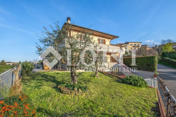 casa indipendente in vendita a Santa Maria a Monte in zona Montecalvoli