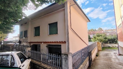 casa indipendente in vendita a Santa Maria a Monte in zona Montecalvoli