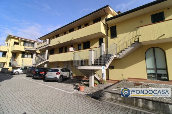 appartamento in vendita a Santa Maria a Monte in zona Pregiuntino