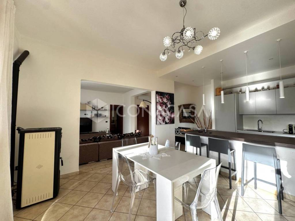 appartamento in vendita a Santa Maria a Monte in zona Montecalvoli