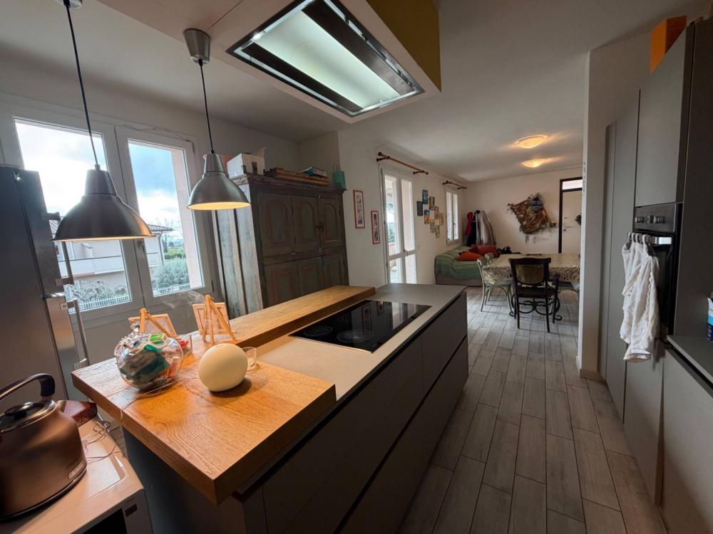 casa indipendente in vendita a Santa Maria a Monte in zona Montecalvoli