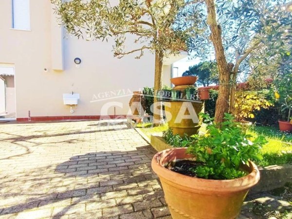 casa indipendente in vendita a Santa Maria a Monte