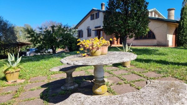 casa indipendente in vendita a Santa Maria a Monte in zona Pregiuntino