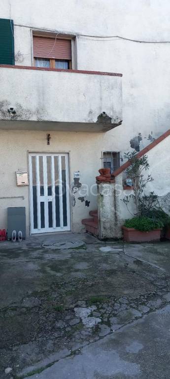 casa indipendente in vendita a Santa Maria a Monte in zona Cinque Case