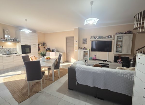 appartamento in vendita a Santa Maria a Monte