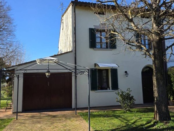 casa indipendente in vendita a Santa Maria a Monte