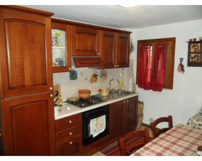 casa indipendente in vendita a Santa Maria a Monte in zona Pregiuntino