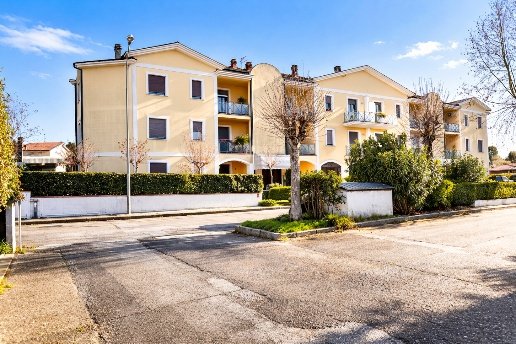 appartamento in vendita a Santa Maria a Monte in zona Montecalvoli