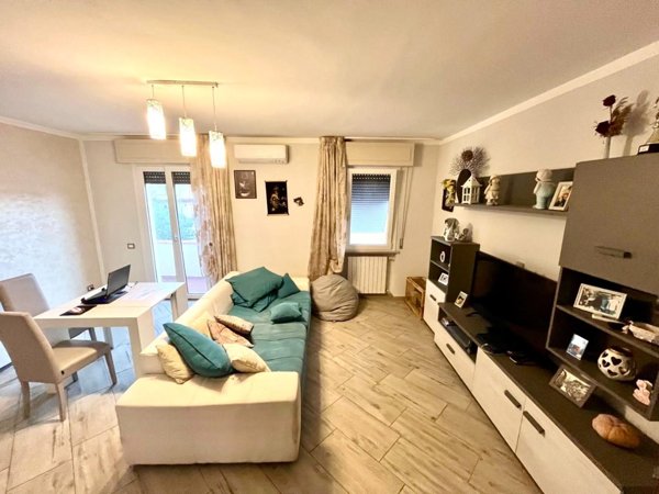 casa indipendente in vendita a Santa Maria a Monte in zona Montecalvoli