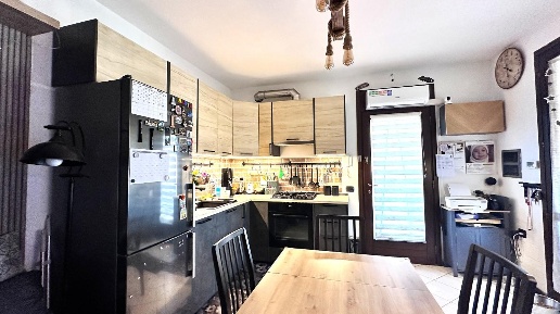 appartamento in vendita a Santa Maria a Monte in zona Montecalvoli