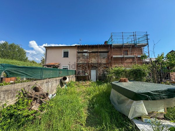 casa indipendente in vendita a Santa Maria a Monte in zona San Donato