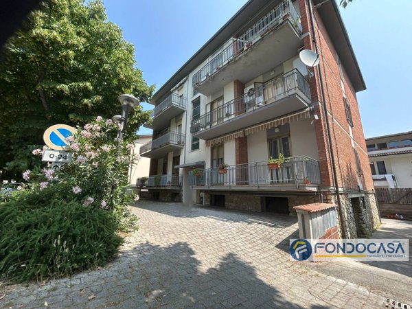 appartamento in vendita a Santa Maria a Monte in zona Montecalvoli