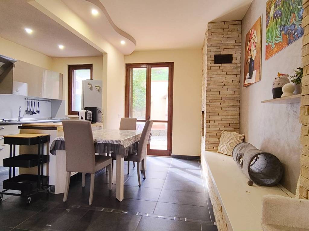 casa indipendente in vendita a Santa Maria a Monte