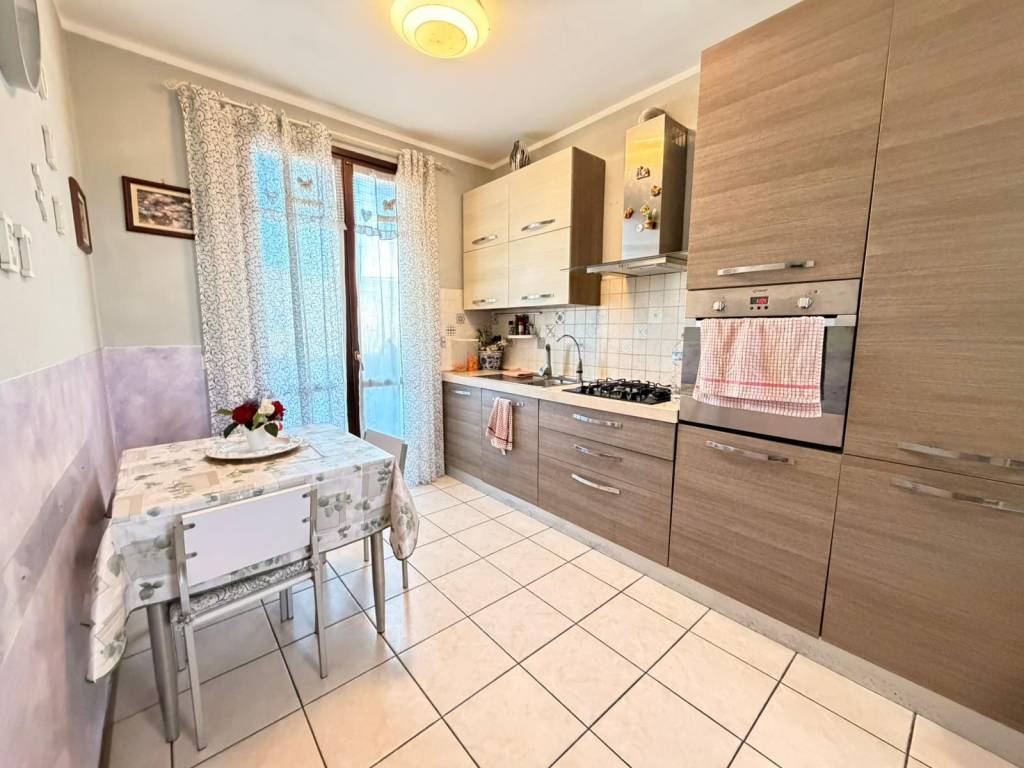 appartamento in vendita a Santa Maria a Monte in zona Montecalvoli