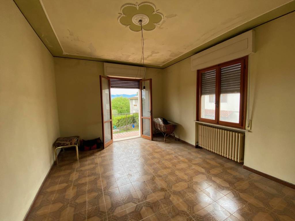 casa indipendente in vendita a Santa Maria a Monte