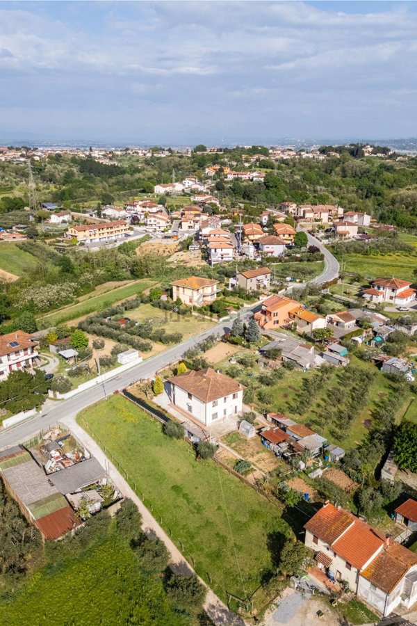 casa indipendente in vendita a Santa Maria a Monte