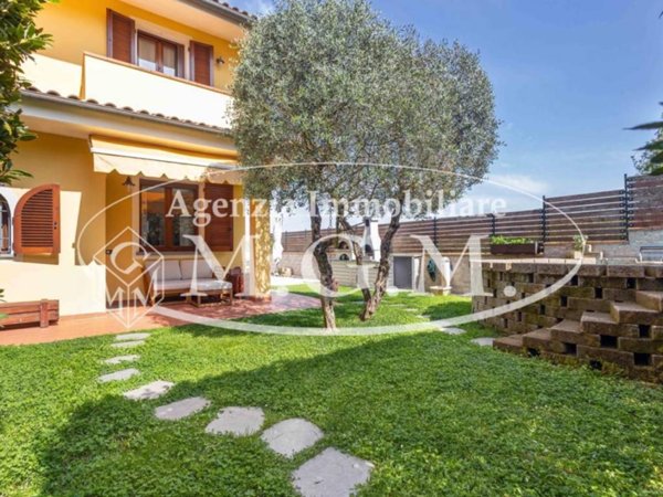 casa indipendente in vendita a Santa Maria a Monte