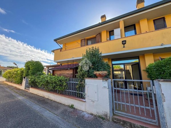 appartamento in vendita a Santa Maria a Monte